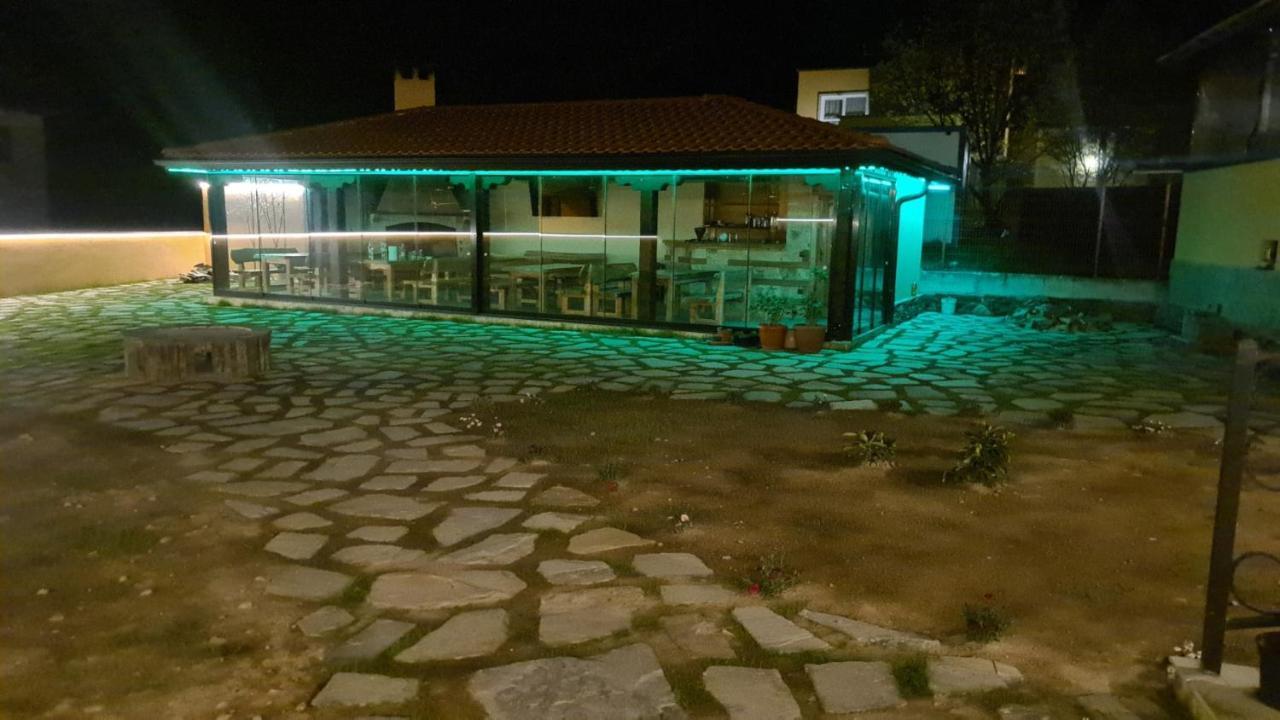 Guesthouse Nefertiti スモーリャン エクステリア 写真