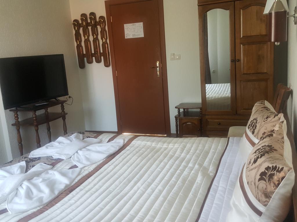Guesthouse Nefertiti スモーリャン エクステリア 写真